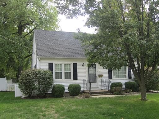 1st image of 119 Willard Ave