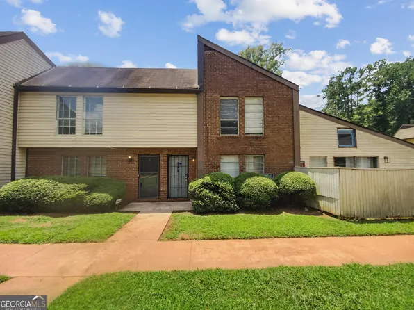 3250 Strawberry Ln, Decatur, GA 30034