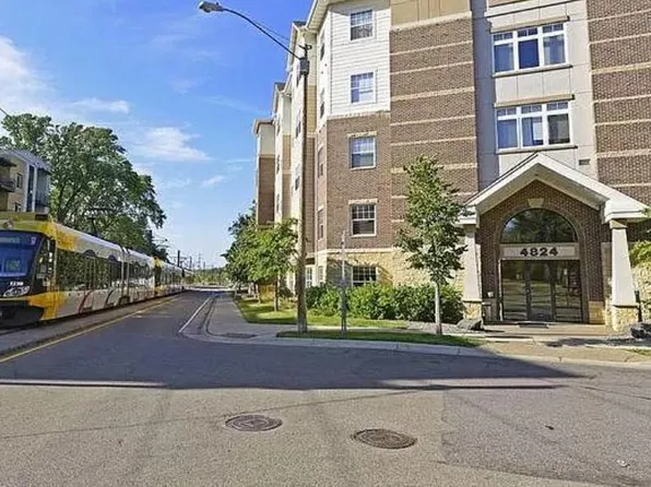 4824 E 53rd St APT 210, Minneapolis, MN 55417