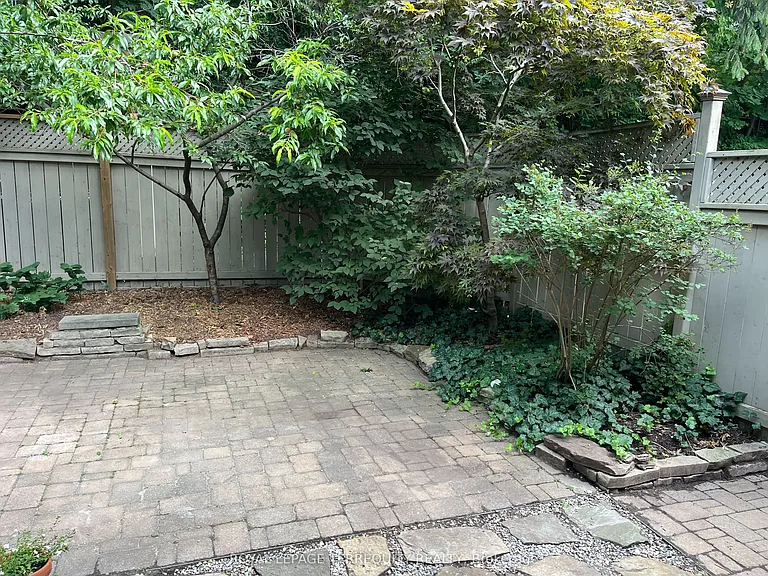 25 Halford Ave — Photo 16