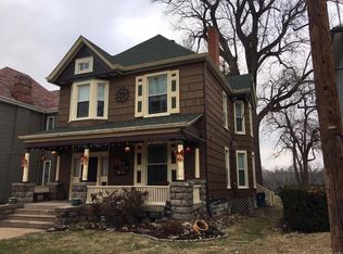 442 Bluff St, Alton, IL 62002