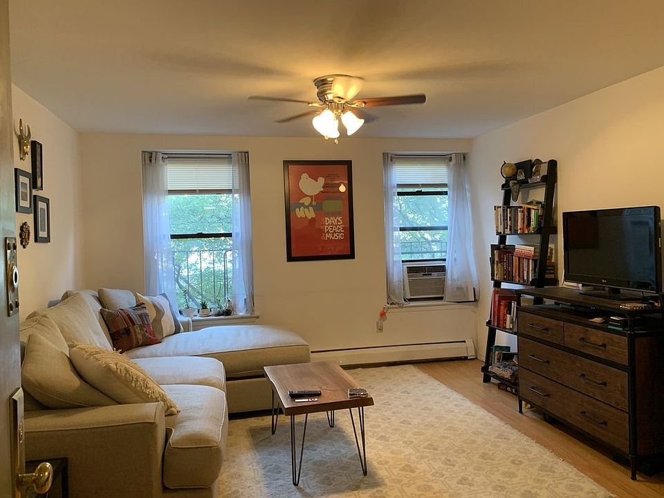 1st image of 515 2nd Ave APT 4B