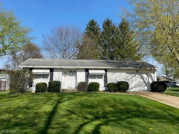 326 Old North St, Columbiana, OH 44408