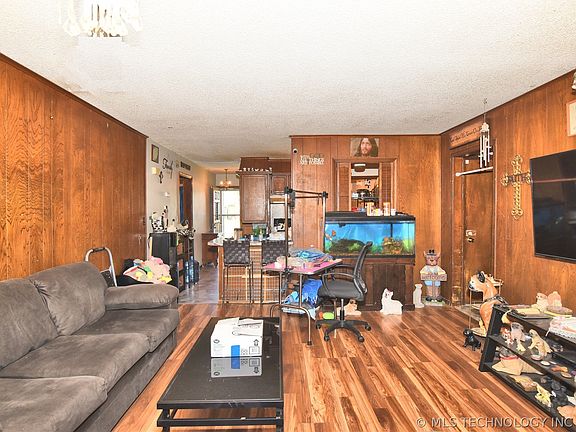 5th image of 1431 S 123rd East Pl