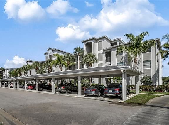 3rd image of 10333 Heritage Bay Blvd Unit 1726
