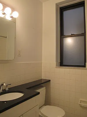 Rented by Metropolis Real Estate of Manhattan | media 37