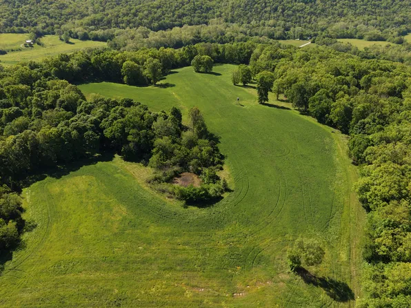 7058 Drennon Rd, Campbellsburg, KY 40011