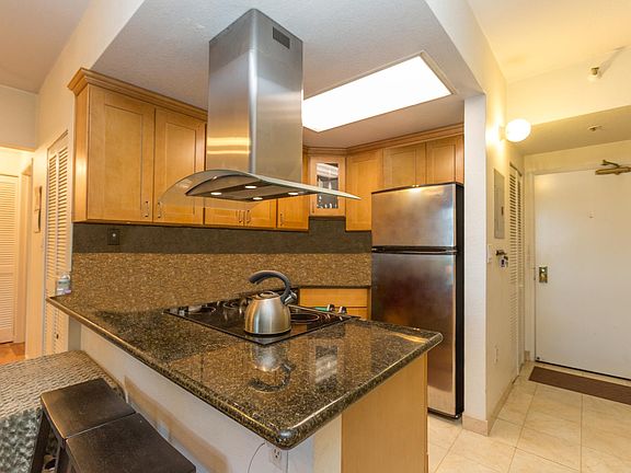 2nd image of 201 Harrison St APT 121