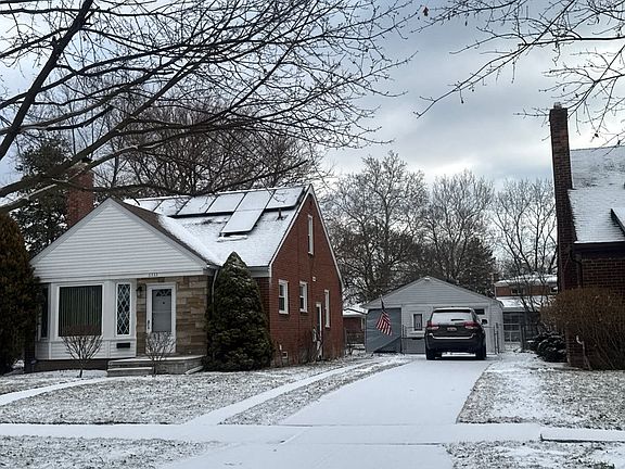 2nd image of 6533 Balfour Ave