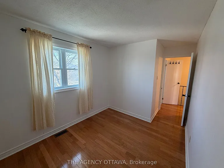 6351 Saint Louis Dr — Photo 11