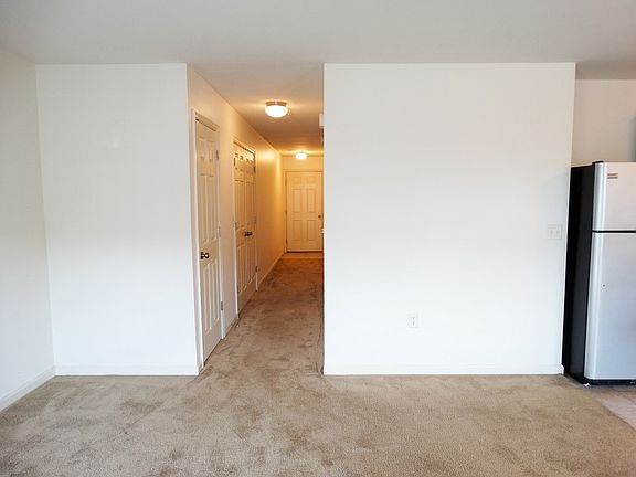 Foyer & Living Room