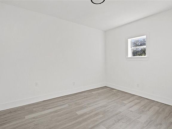 5th image of 61254 Slidell Ave