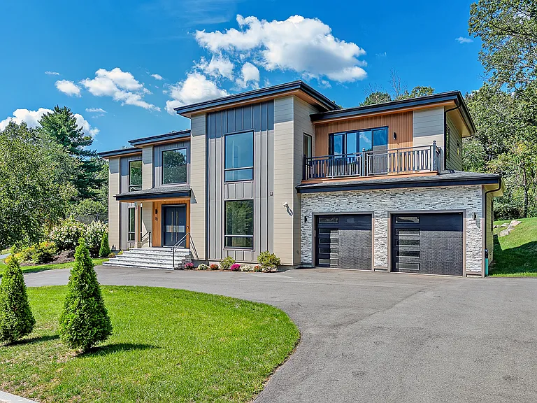 20 Amberwood Dr #0 — Photo 3