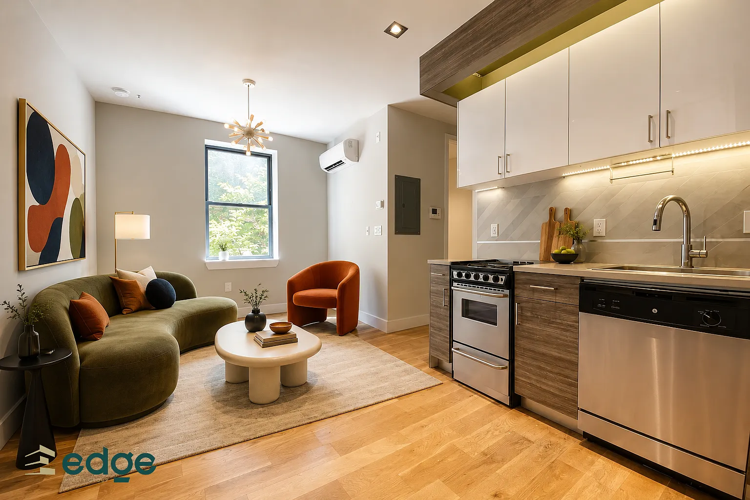 2 North Henry Street — Photo 1