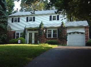 424 W Bristol Rd, Southampton, PA 18966