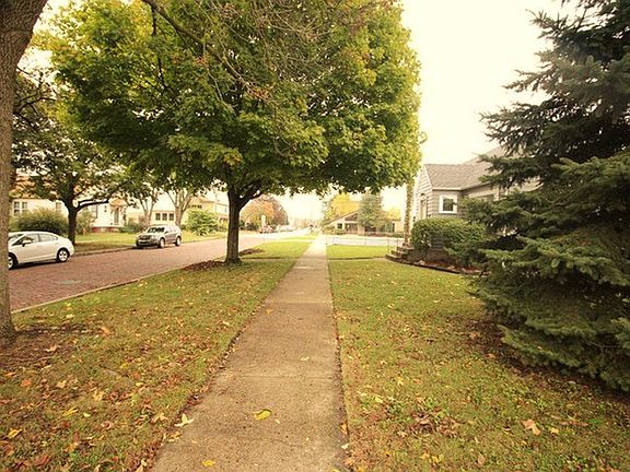 THE RESIDENCES AT SECOND STREET are located in a lovely, quiet, quaint neighborhood. Make it your home today!