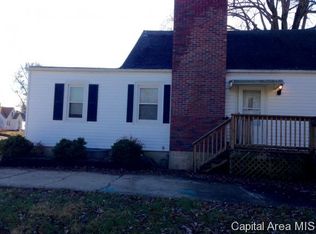 2327 S 6th St, Springfield, IL 62703