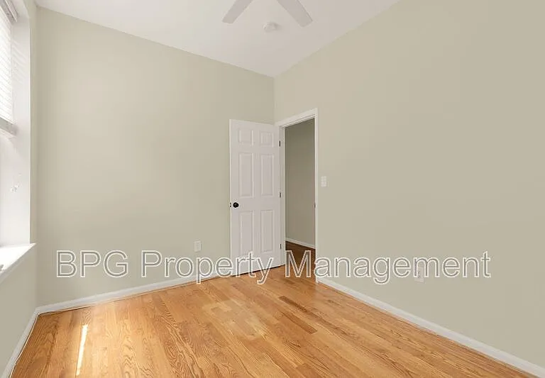 1027 7th St NE — Photo 20