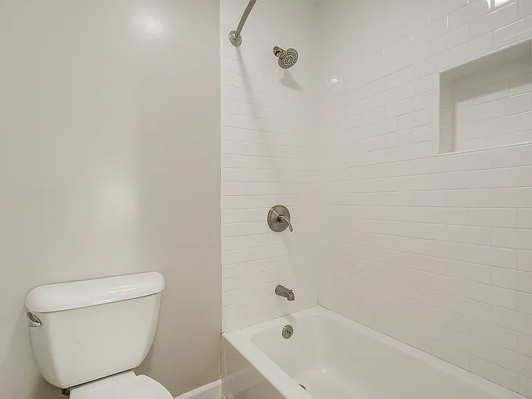 eight70 — Photo 113