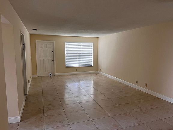 3rd image of 1372-1376 NW 93rd Ter