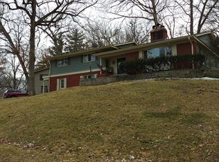 649 Valley Brook Dr SE, Cedar Rapids, IA 52403
