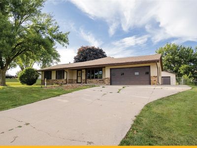 308 W Park Ave, Runnells, IA, 50237