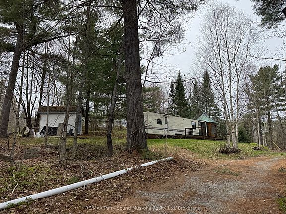 4th image of 35 Weber Rd #41