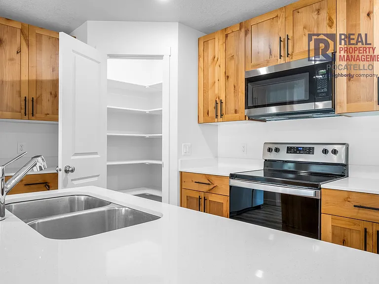 1014 W Quinn Rd #BLD-11 — Photo 3