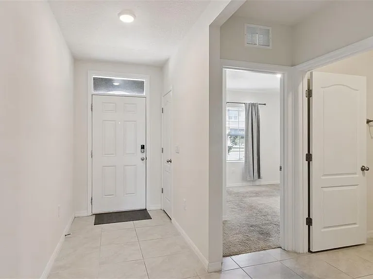 4373 Deleon St — Photo 2