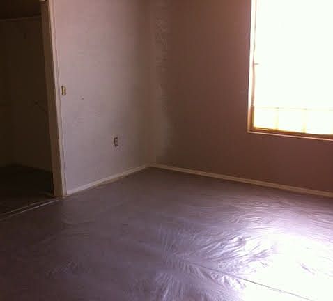 3rd image of 7837 W Flynn Ln