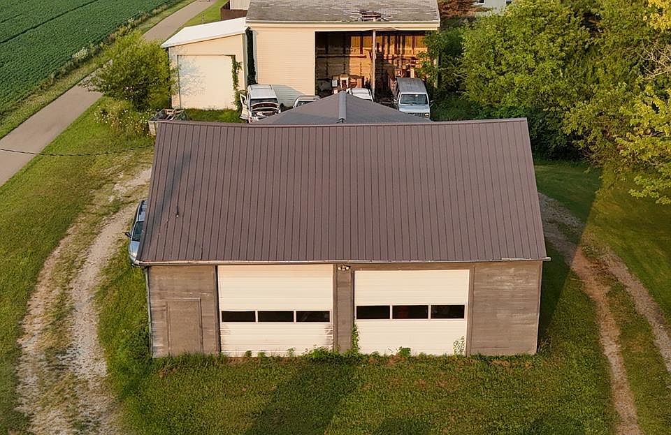 1st image of 595 Biddle Rd