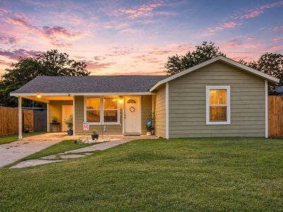 718 W 10th Street, Freeport, TX, 77541