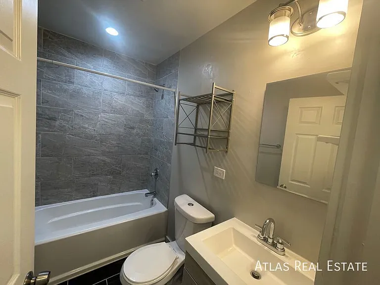3966 N Utica St — Photo 12