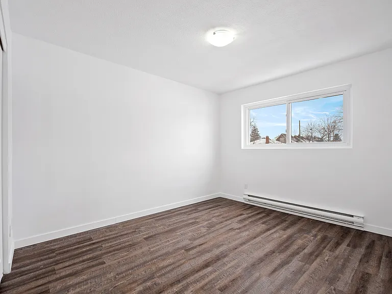 94 Beck St — Photo 15