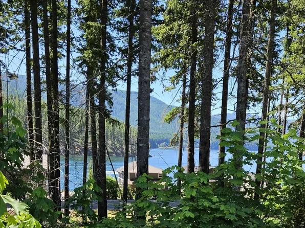 80 Lake Ave E, Detroit, OR 97342