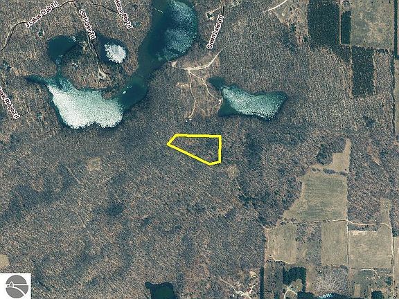 3rd image of Off Elder Rd