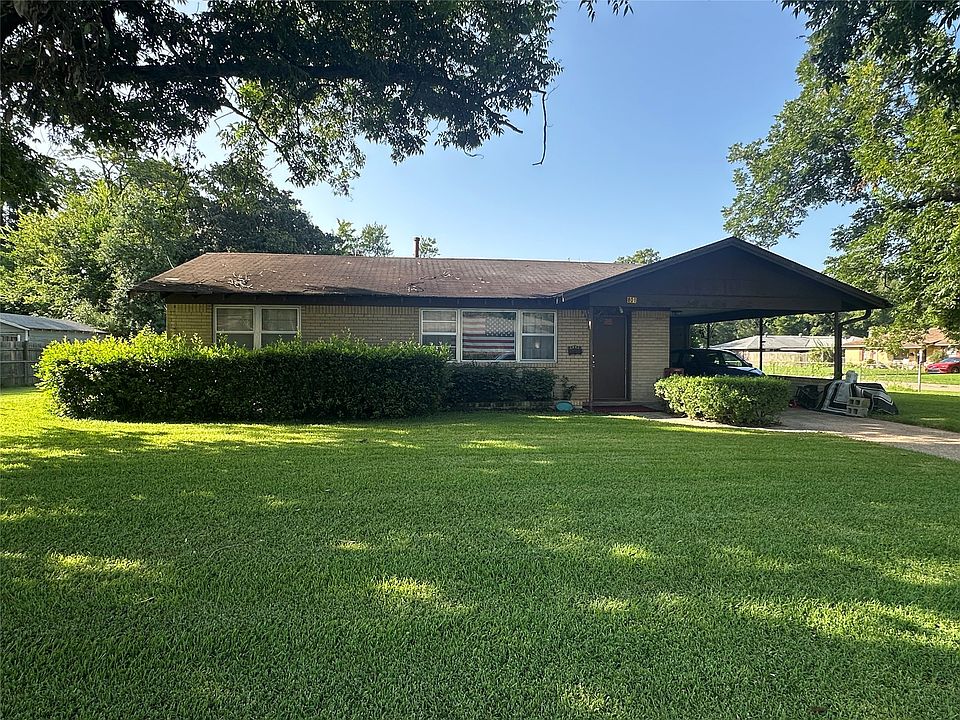 1st image of 801 Martha Ln