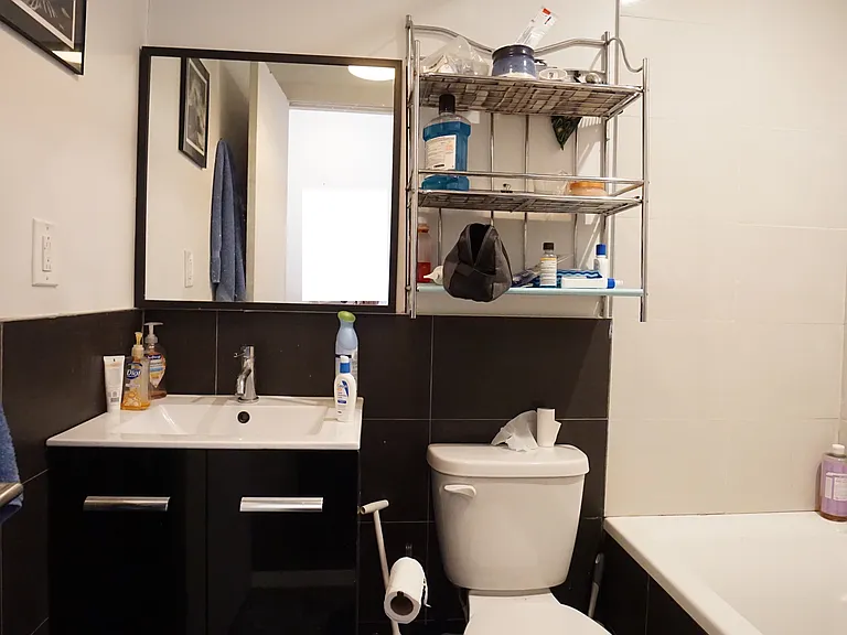 99 Himrod St #2R — Photo 7