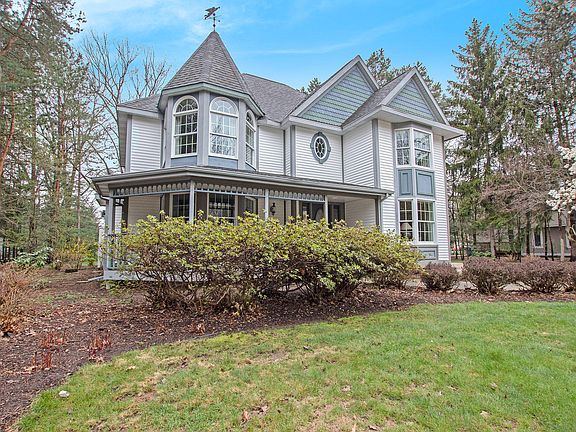 4th image of 15340 Meadowwood Dr