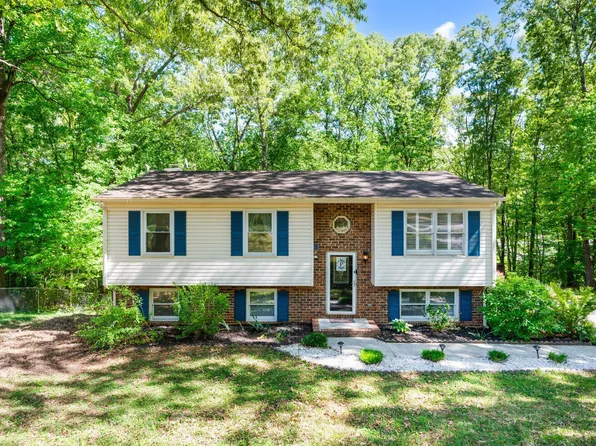 194 Melwood Dr, Madison Heights, VA 24572
