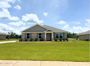 49 Crown Dr, Lucedale, MS 39452