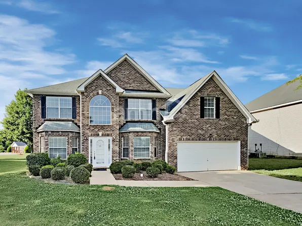 1505 Gunstock Ct, Hampton, GA 30228