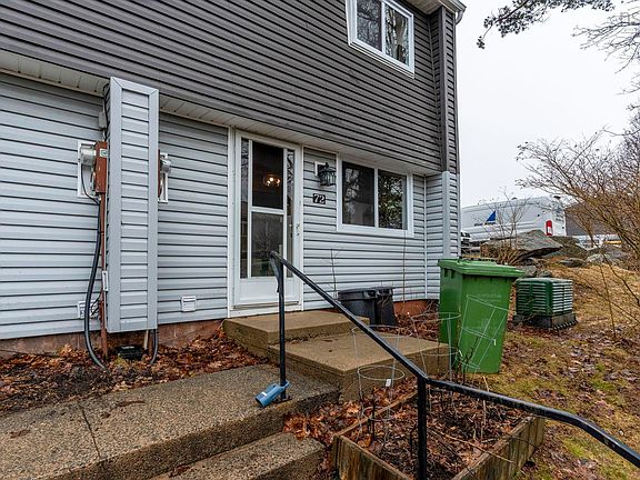 3rd image of 72 Cavendish Rd