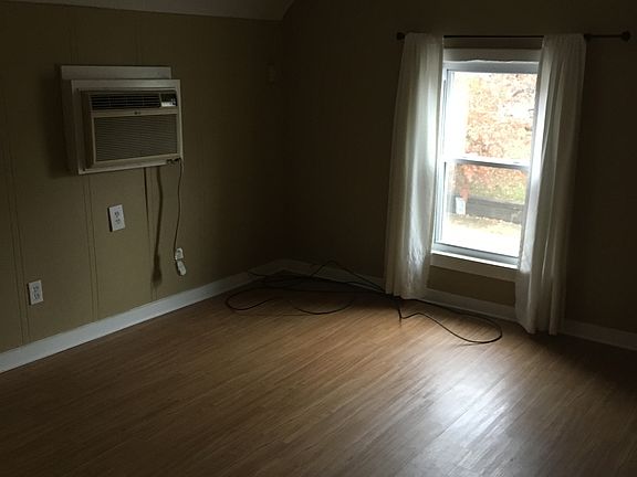 5th image of 231 S Vine St APT C