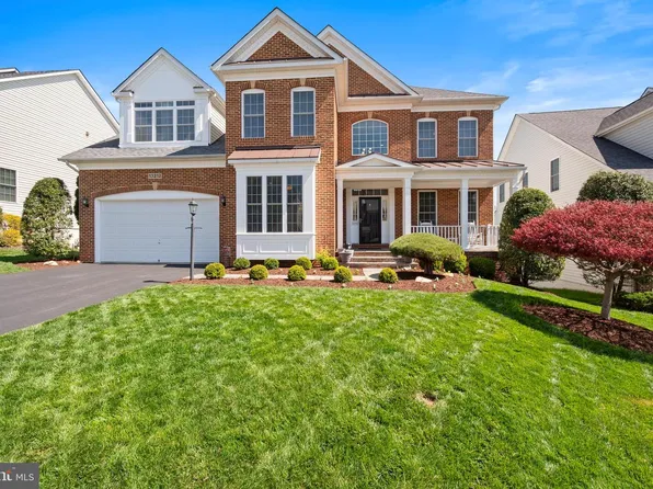 13212 Moonlight Trail Dr, Silver Spring, MD 20906