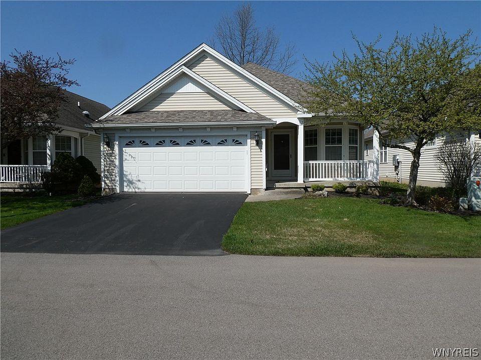 1st image of 17 Parwood Trl