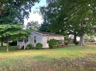 2785 Fairfield Rd, Chesnee, SC 29323