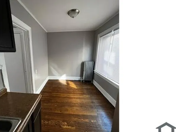 7255 S Phillips Ave #2A, Chicago, IL 60649