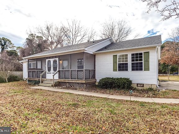 3rd image of 18306 Oakland Dr