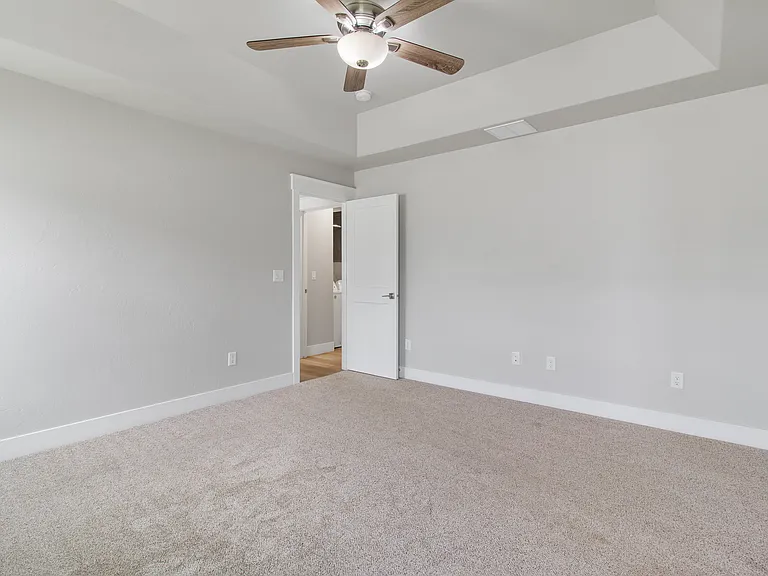 902 Monument Peak Pl — Photo 17